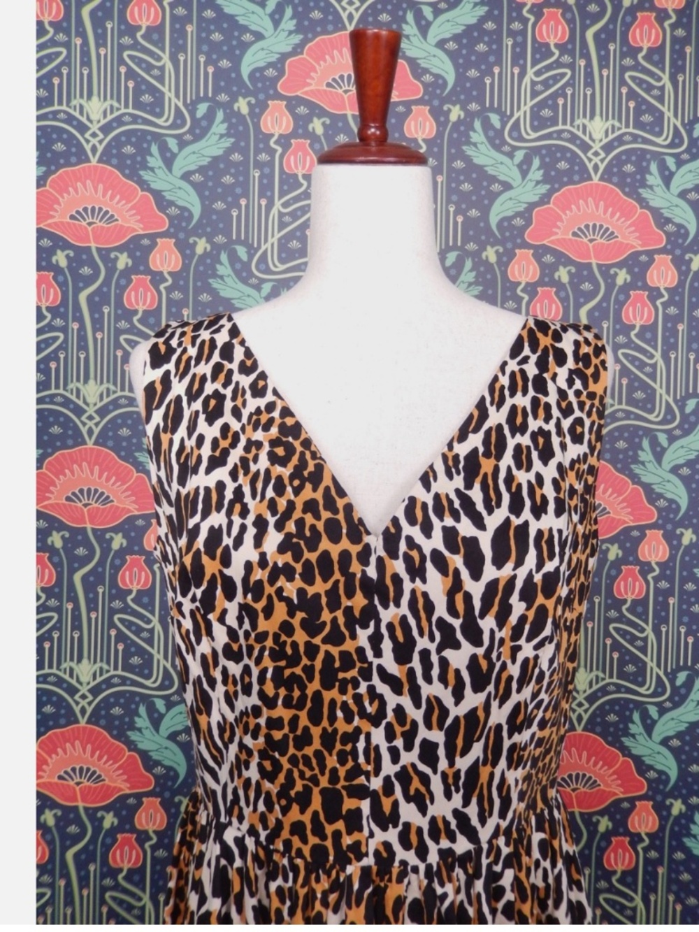 Trashy Diva Leopard Print Ballerina Circle V-Neck Sleeveless Dress 12 - Picture 4 of 6